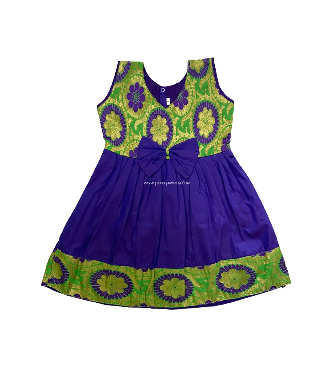 Pattu Frock Parrot Green - Pattupavadai.com