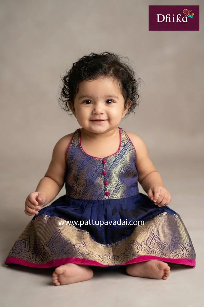navy blue newborn dress Pure Silk Frock for Babies Taglia:54 exclusive sm ASOS DESIGN floral embroidered