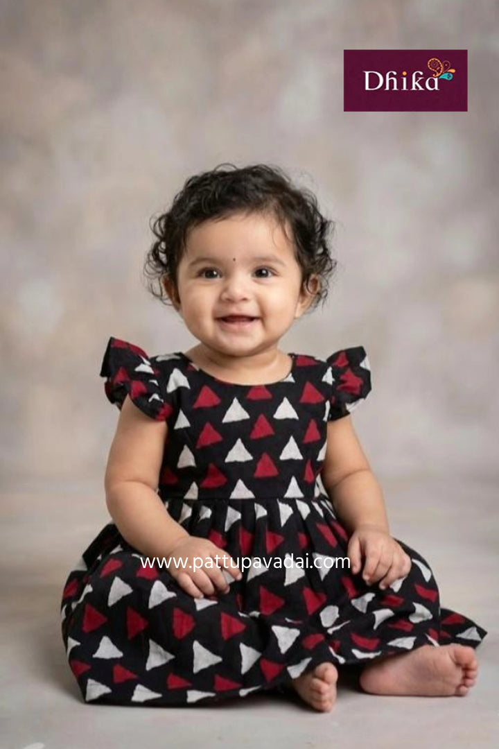 Pure Cotton Frock Black – Comfortable Cotton Baby Frock Design for Kids