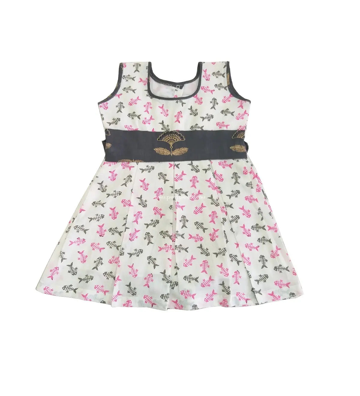Cotton Frock White and Grey - Pattupavadai.com