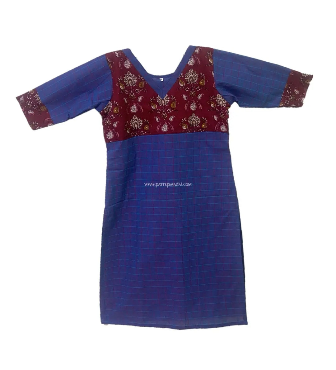 Pure cotton Blue and Red Kurti - Pattupavadai.com